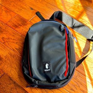 Chasqui 13L Sling - Cada Día